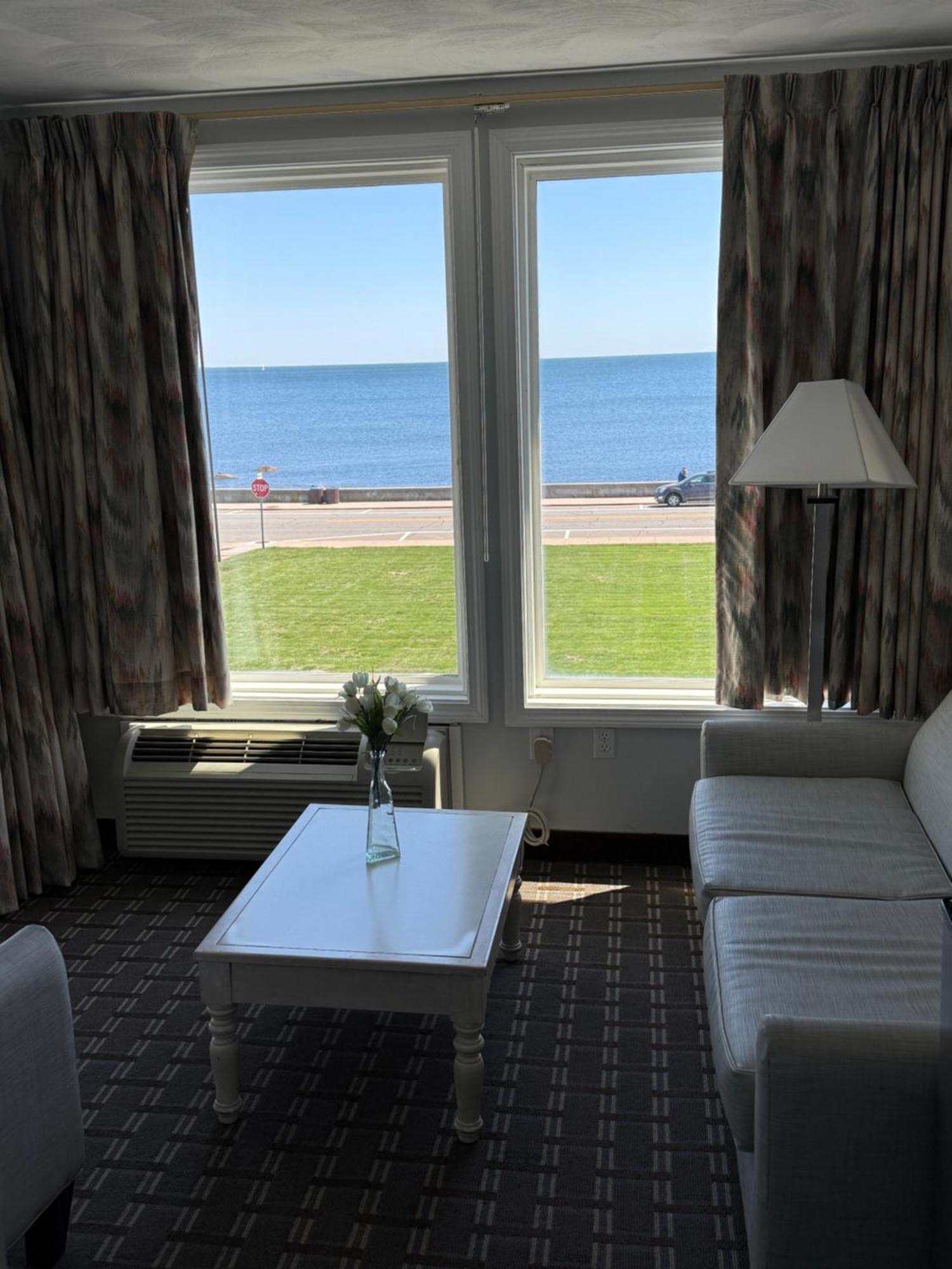 The Atlantic House Hotel Нарагансет Екстериор снимка